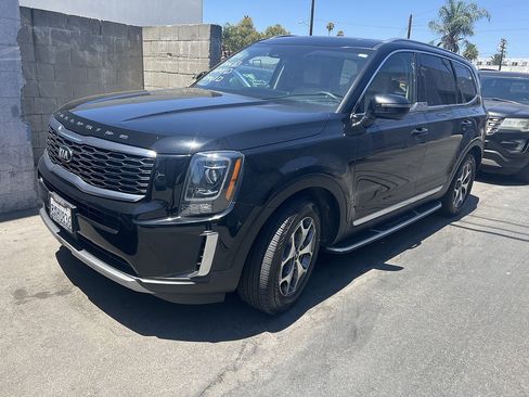 Used 2021 Kia Telluride EX FWD image 2