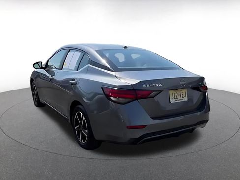 Used 2025 Nissan Sentra SV image 11