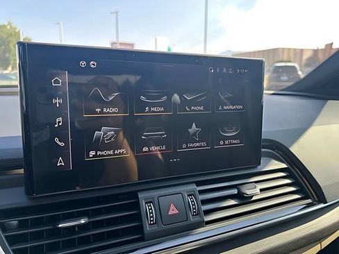 Used 2023 Audi Q5 2.0T Premium Plus w/ Premium Plus Package AWD/4WD image 34