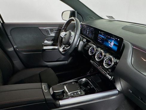 Certified 2023 Mercedes-Benz GLA 45 AMG 4MATIC image 17