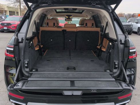 Certified 2023 BMW X7 xDrive40i w/ Executive Package image 35