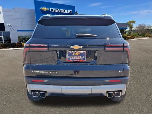 Used 2024 Chevrolet Traverse LT w/ LPO, Floor Liner Package AWD/4WD image 24