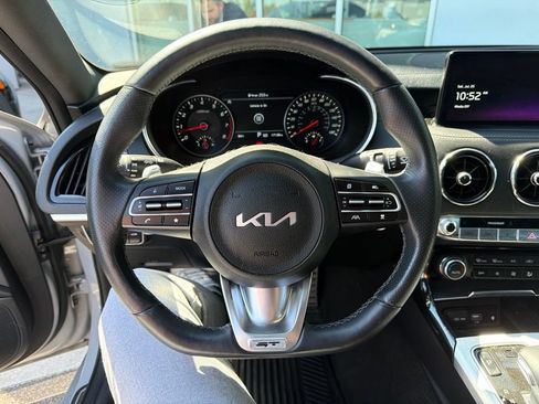 Used 2023 Kia Stinger GT2 AWD/4WD image 7