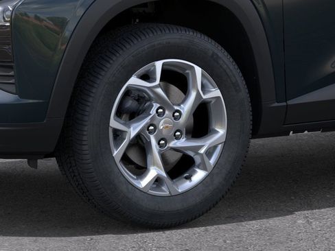New 2026 Chevrolet Trax LS w/ LS Convenience Package FWD image 9