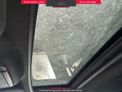 Used 2014 Lincoln Navigator Sport Utility 4D image 18