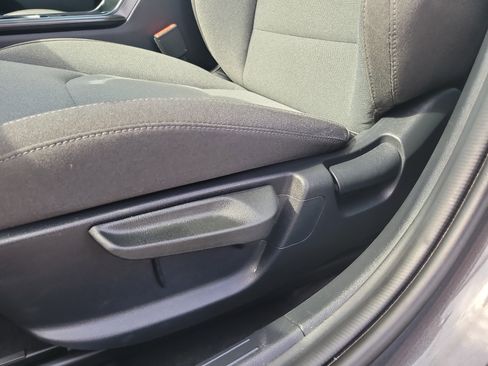 Used 2025 Kia K4 FWD image 17