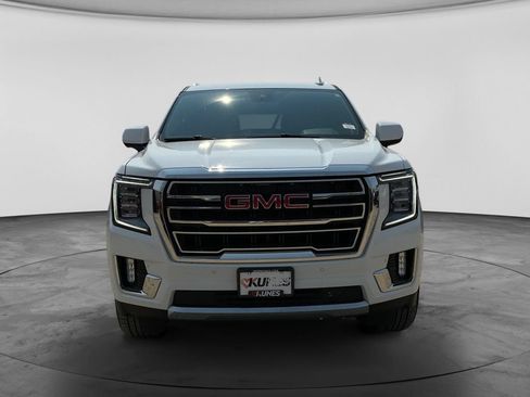 Used 2024 GMC Yukon SLT AWD/4WD image 4