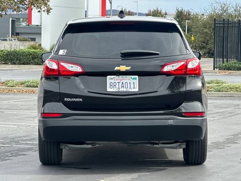 Used 2020 Chevrolet Equinox LS FWD image 5