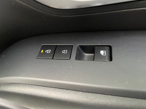 Used 2025 Hyundai Santa Cruz SEL FWD image 25