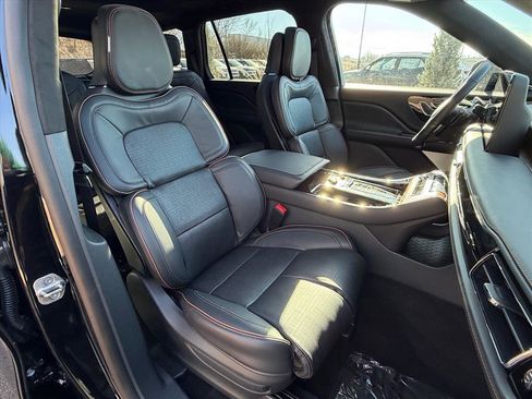 New 2026 Lincoln Aviator Black Label image 12