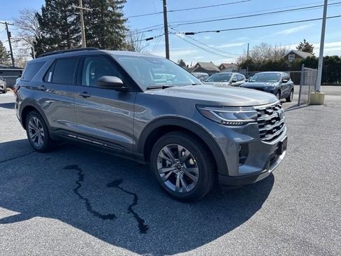 New 2026 Ford Explorer Active w/ Active Comfort Package image 7