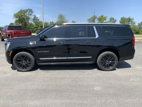 Used 2026 GMC Yukon XL Elevation w/ Elevation Premium Package AWD/4WD image 8