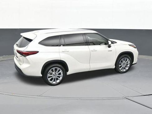 Used 2020 Toyota Highlander Limited FWD image 67