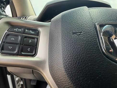 Used 2018 RAM 2500 Laramie AWD/4WD image 28