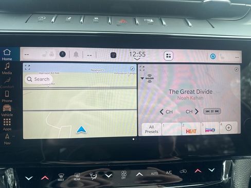 New 2026 Jeep Grand Cherokee Altitude AWD/4WD image 23