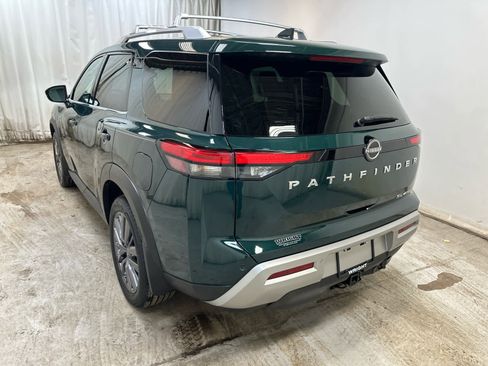 Certified 2023 Nissan Pathfinder SL w/ SL Premium Package image 2