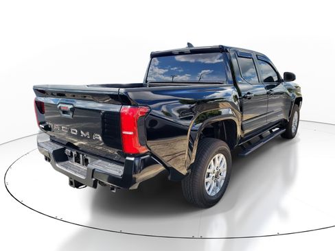 Used 2024 Toyota Tacoma SR5 RWD image 6