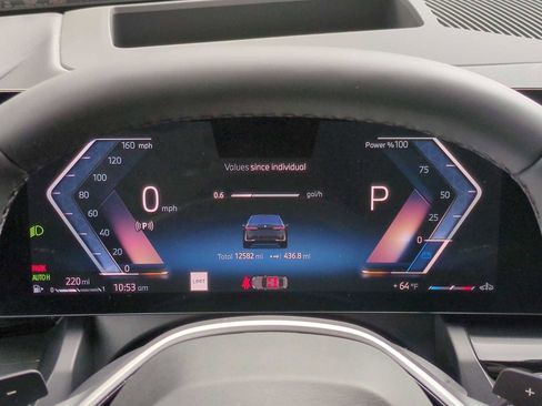 Certified 2025 BMW 530i xDrive w/ Premium Package image 36