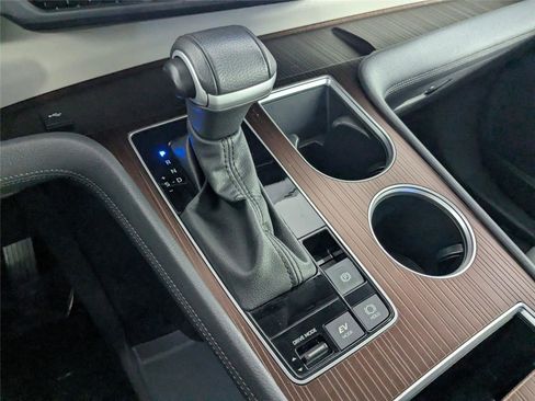 Certified 2023 Toyota Sienna XLE image 20