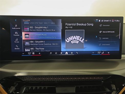 New 2026 BMW 330i xDrive 330i xDrive w/ M Sport Package image 21