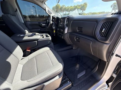 Used 2021 Chevrolet Silverado 1500 Custom image 15