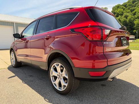 Used 2019 Ford Escape Titanium AWD/4WD image 7