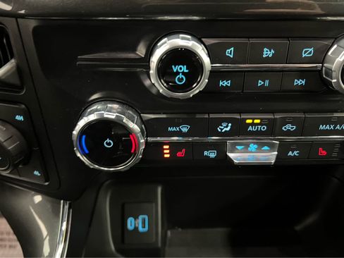 Used 2022 Ford F150 XLT w/ Equipment Group 302A High image 2