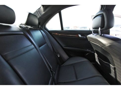 Used 2014 Mercedes-Benz C 250 Sedan image 13