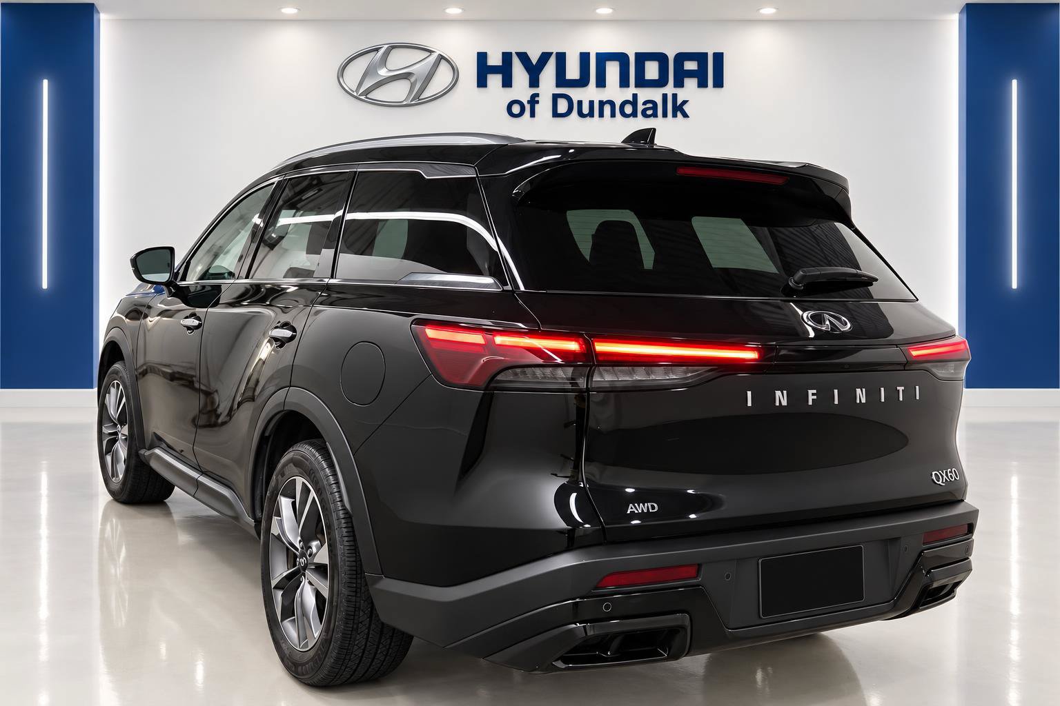 Used 2024 INFINITI QX60 Luxe AWD/4WD image 2