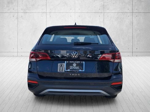 Used 2024 Volkswagen Taos S w/ MDO Package FWD image 6