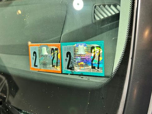 Certified 2026 Mercedes-Benz GLE 350 Exclusive 4MATIC AMG Line image 42