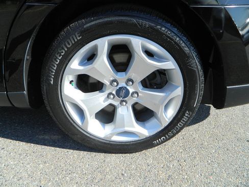 Used 2012 Ford Taurus SEL image 23