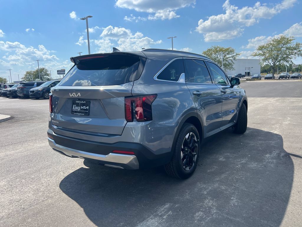 Certified 2024 Kia Sorento S w/ Panoramic Sunroof Package FWD image 4