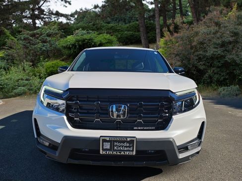 New 2026 Honda Ridgeline Black Edition image 2