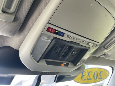 Used 2023 Subaru Forester Sport image 11