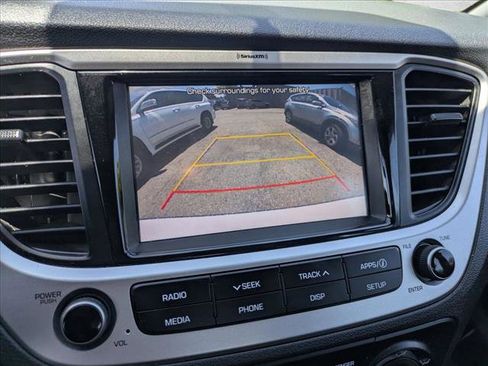 Used 2022 Hyundai Accent SEL FWD image 14