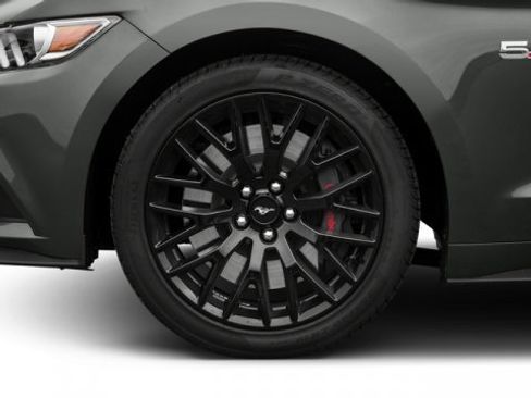 Used 2016 Ford Mustang GT w/ GT Performance Package image 11