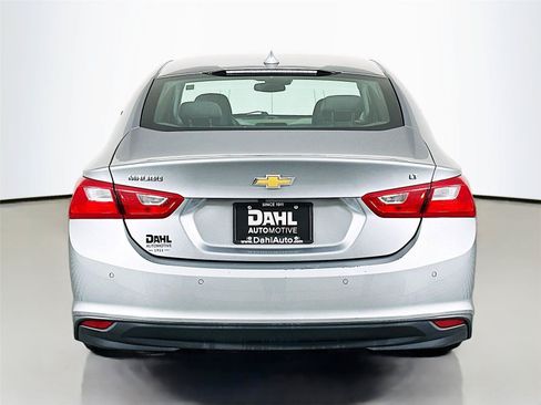 Used 2024 Chevrolet Malibu LT FWD image 12