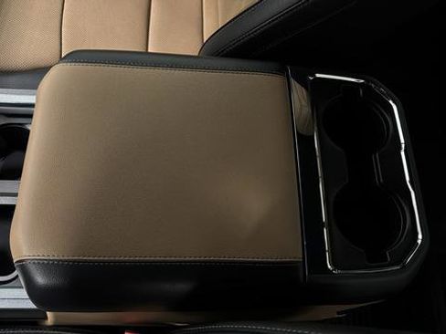 Used 2023 Ford F250 Lariat w/ Lariat Ultimate Package image 19