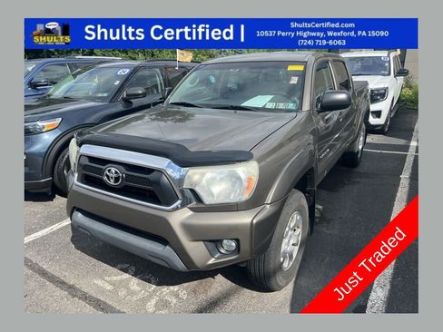 Used 2015 Toyota Tacoma 4x4 Double Cab w/ SR5 Package image 1