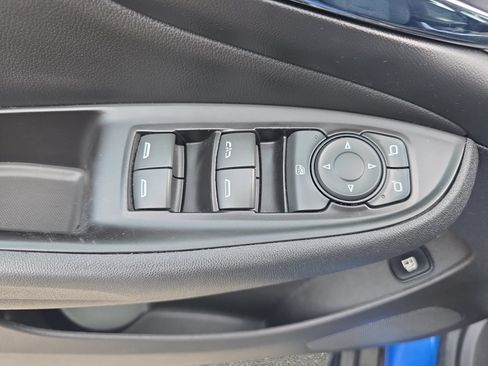 Used 2017 Chevrolet Volt LT w/ Comfort Package FWD image 26