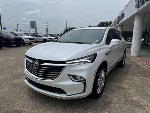 Used 2022 Buick Enclave Premium w/ Surround and Sites Package image 3