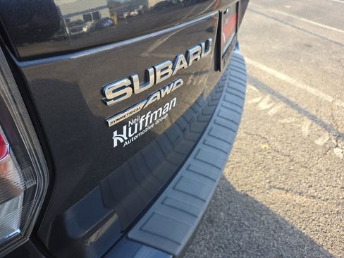 Used 2018 Subaru Forester 2.5i Touring w/ Popular Package #3B image 12
