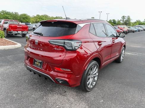 Used 2024 Buick Encore GX Avenir w/ Avenir Technology Package FWD image 9