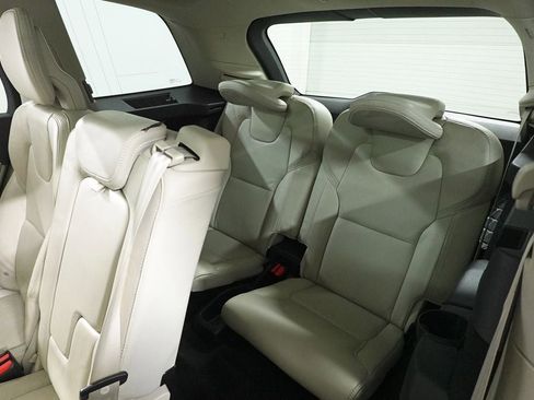 Used 2023 Volvo XC90 B6 Ultimate w/ Protection Package Premier image 27