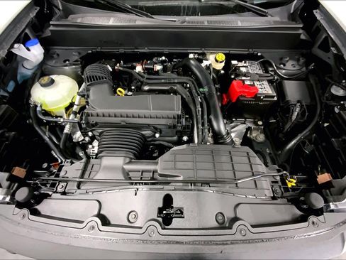 New 2025 Ford Maverick XLT w/ Equipment Group 302A image 16