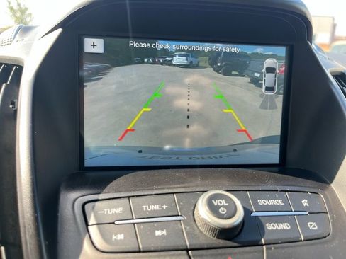 Used 2019 Ford Escape SEL image 6