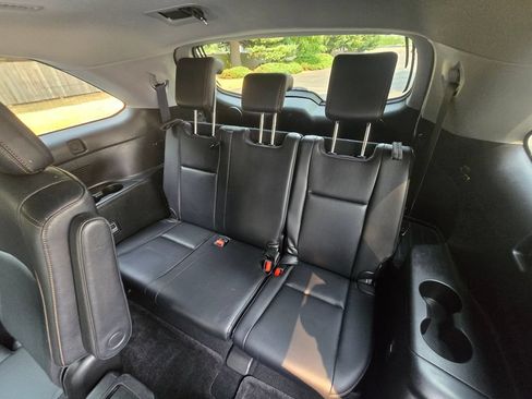 Used 2017 Toyota Highlander Limited AWD/4WD image 22