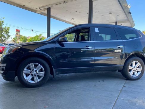 Used 2014 Chevrolet Traverse LT AWD/4WD image 6