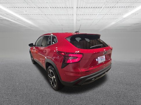 New 2026 Chevrolet Trax RS w/ Driver Confidence Package image 8